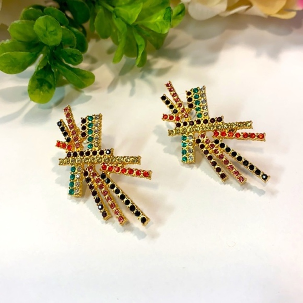 Stunning multicolor statement studs! - Picture 6 of 7